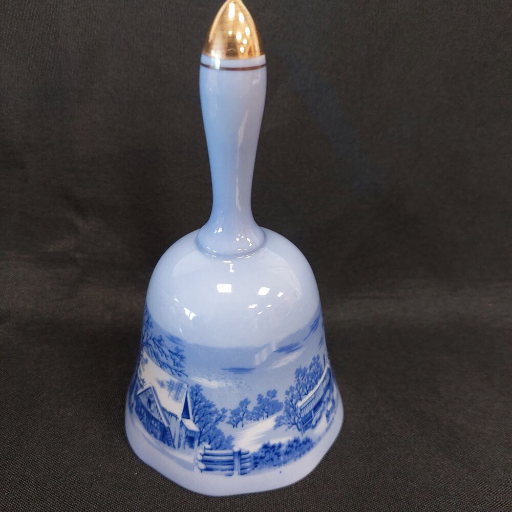 Currier & Ives 1977 "The Farmer's Home Winter" Bell from the American Treasury